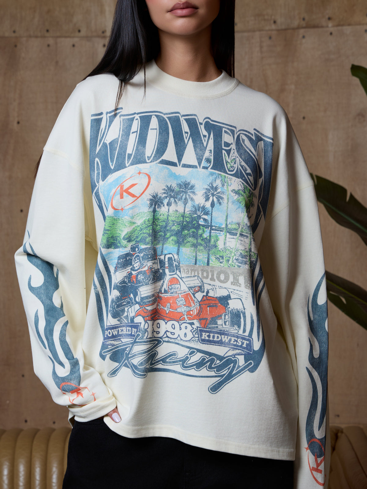 CIRCUIT ROYALE LONGSLEEVE - VINTAGE WHITE