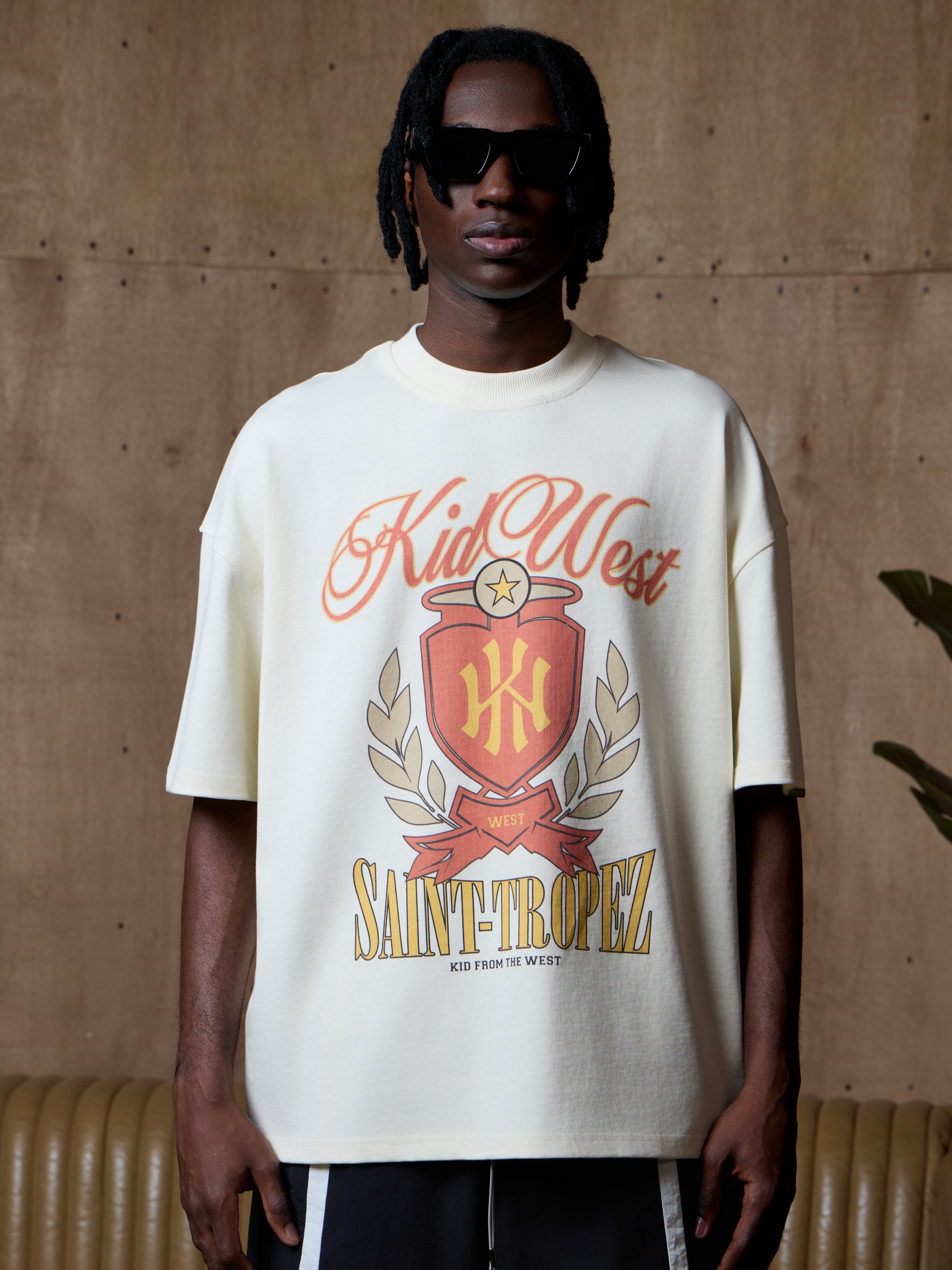 SAINT TROPEZ T-SHIRT - IVORY WHITE KID FROM THE WEST