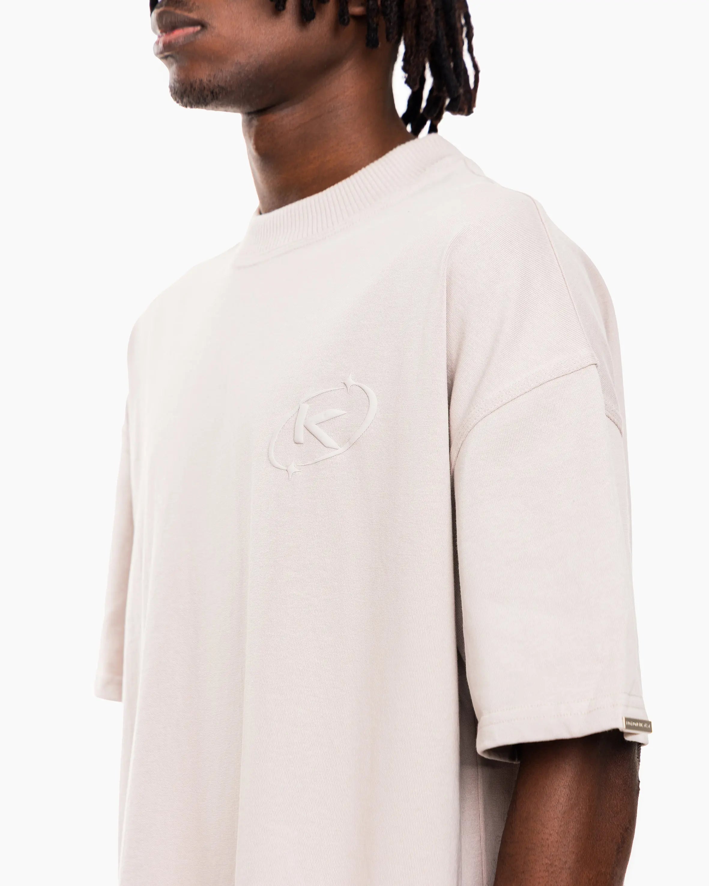 BASICS T-SHIRT - BEIGE KID FROM THE WEST