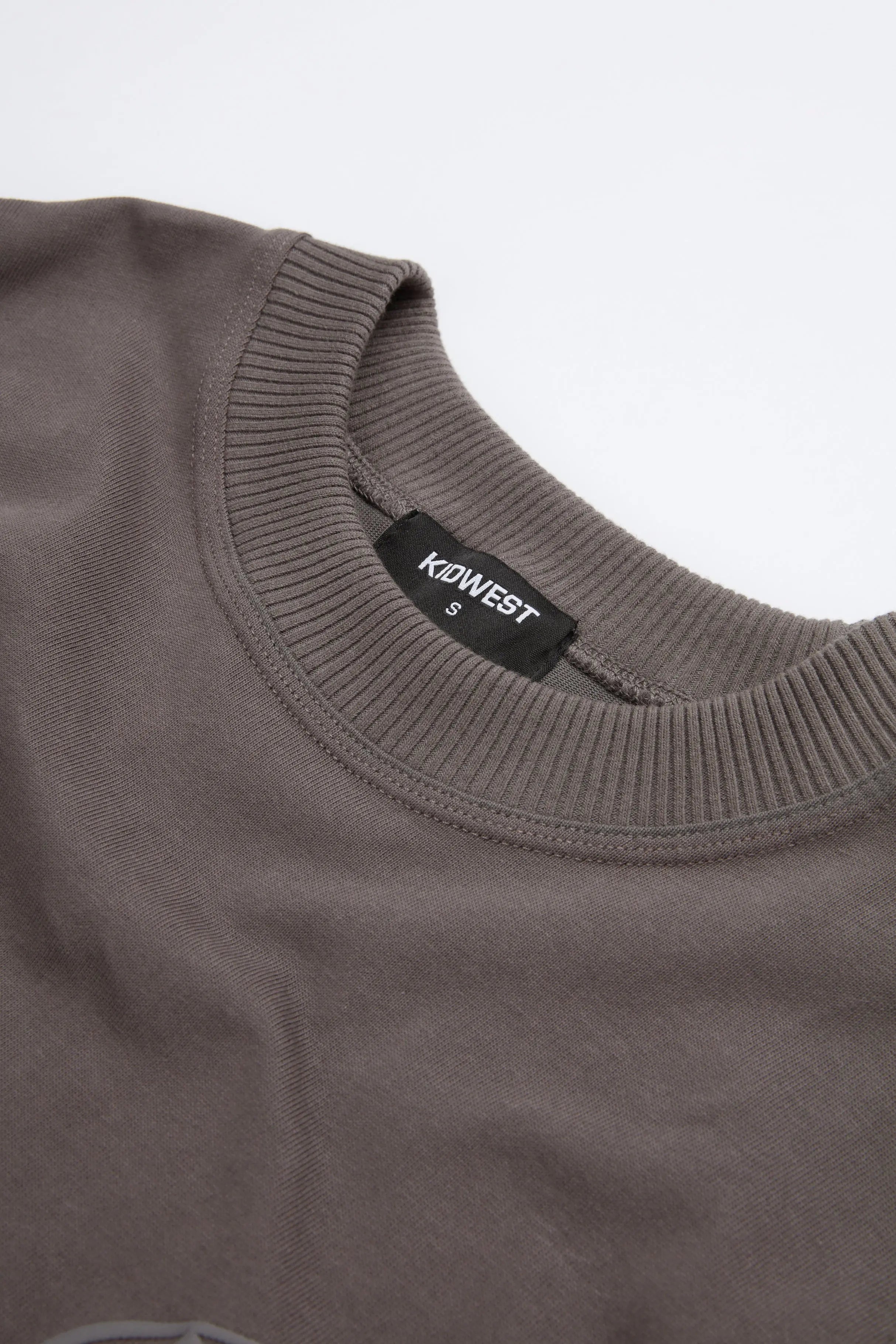 BASICS T-SHIRT -  STONE KID FROM THE WEST