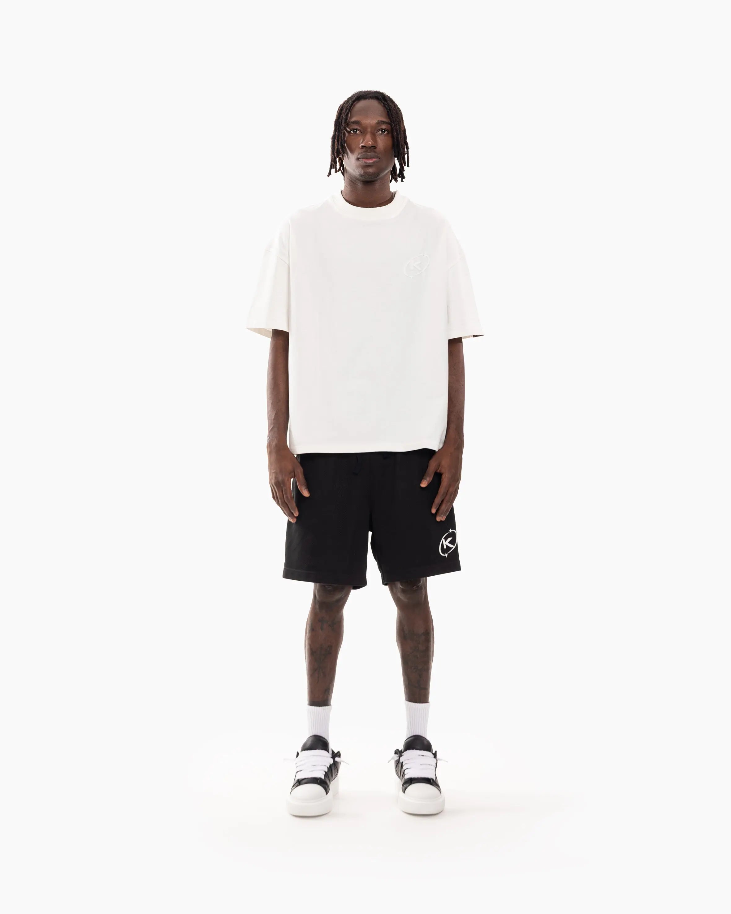 BASICS T-SHIRT - WHITE KID FROM THE WEST