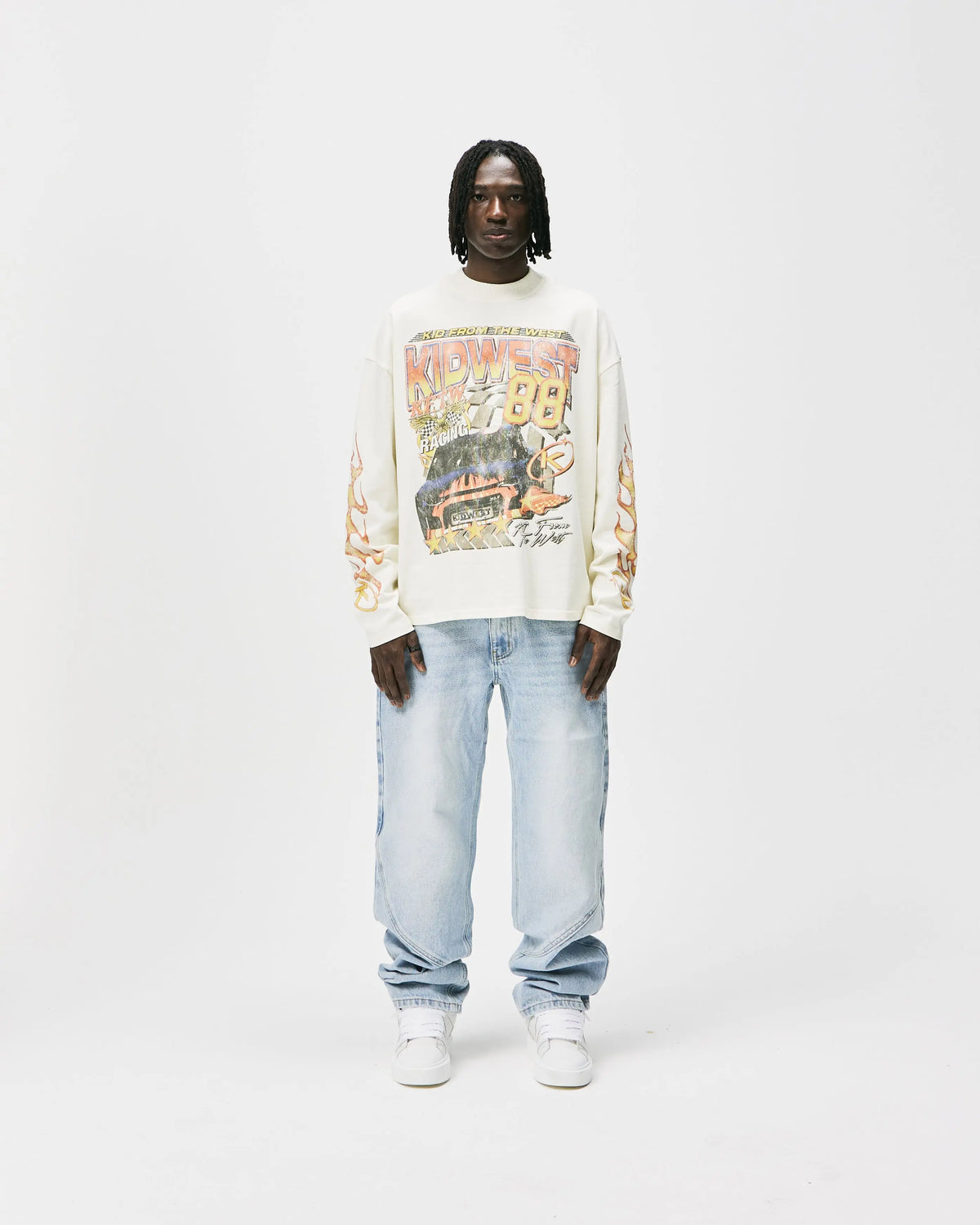 CHAMPIONS LONGSLEEVE - VINTAGE WHITE KID FROM THE WEST