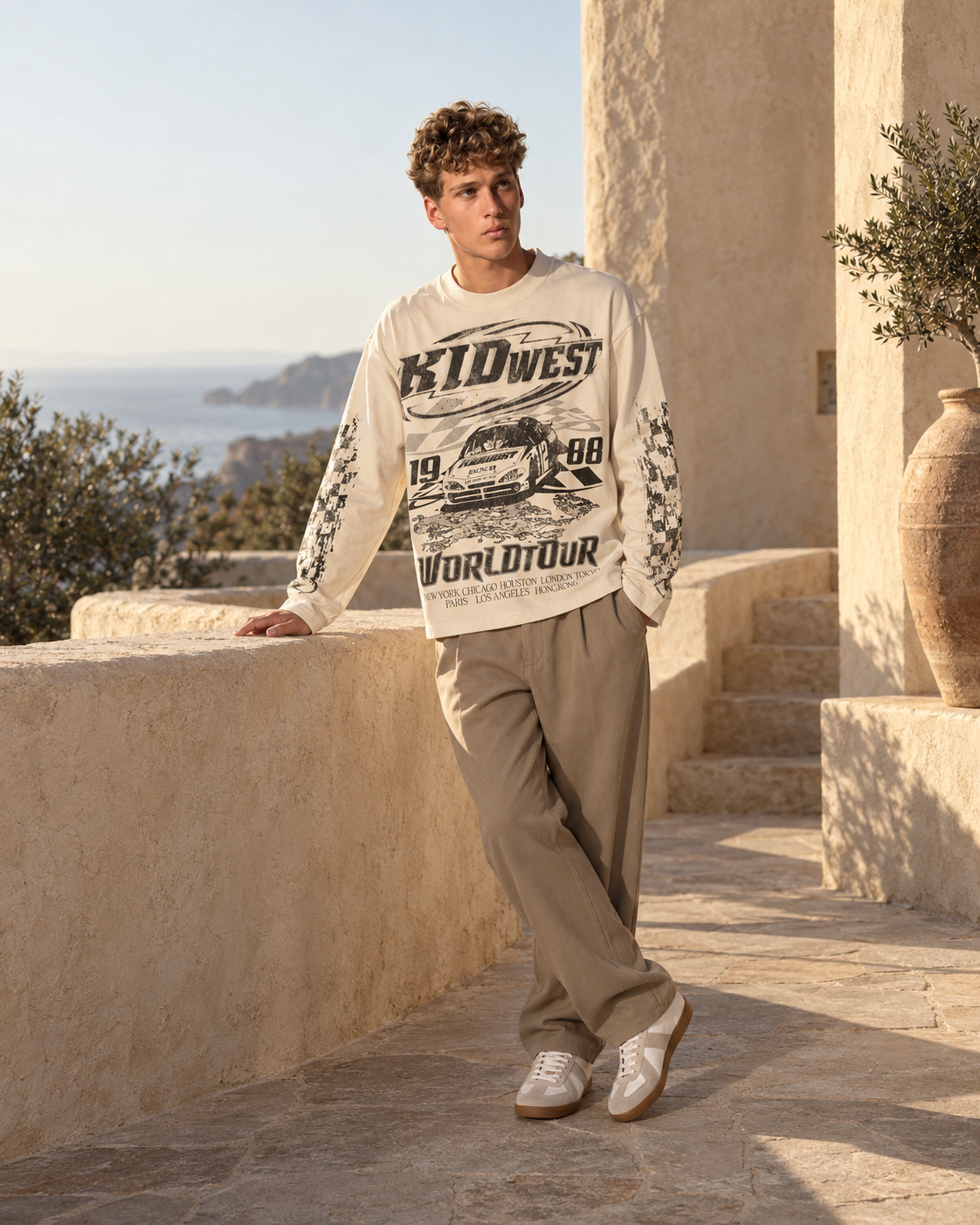 WORLD TOUR LONGSLEEVE - VINTAGE WHITE