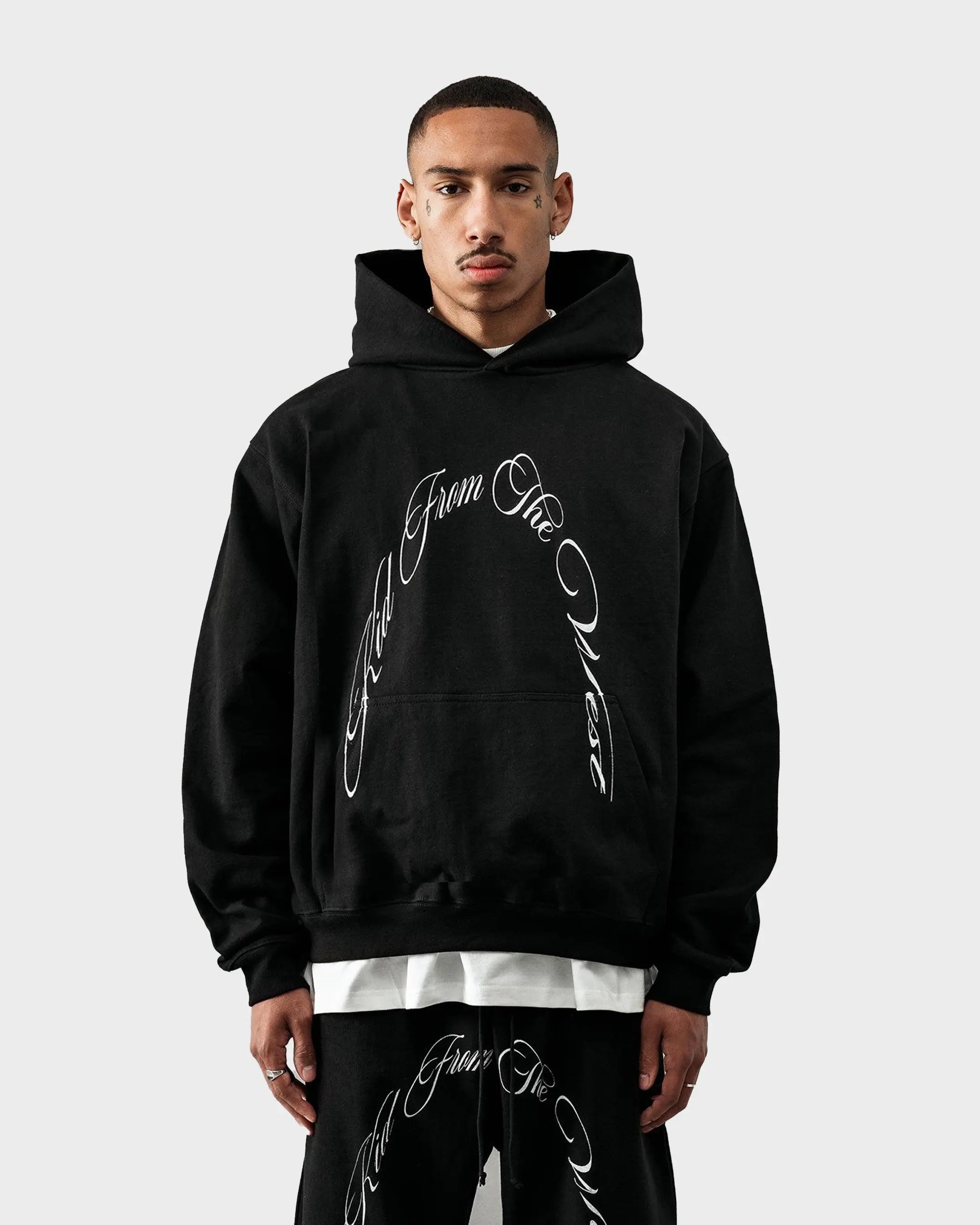 SCRIPT ARCH HOODIE - BLACK KID FROM THE WEST