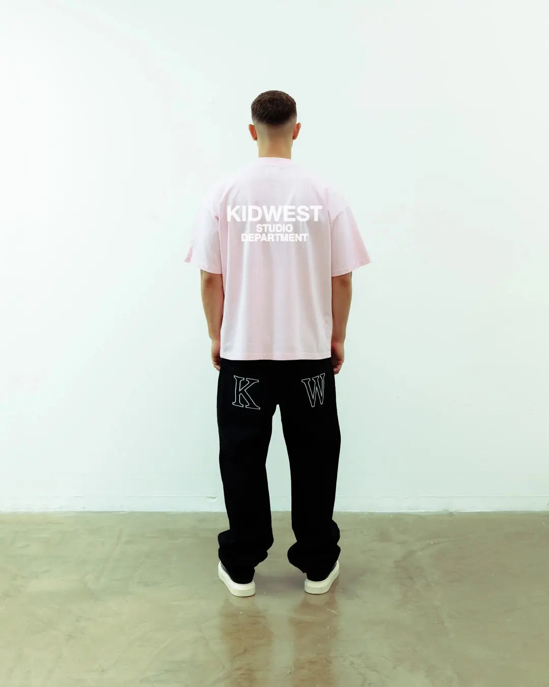 STUDIO DEPT. T-SHIRT - WASHED PINK KID FROM THE WEST