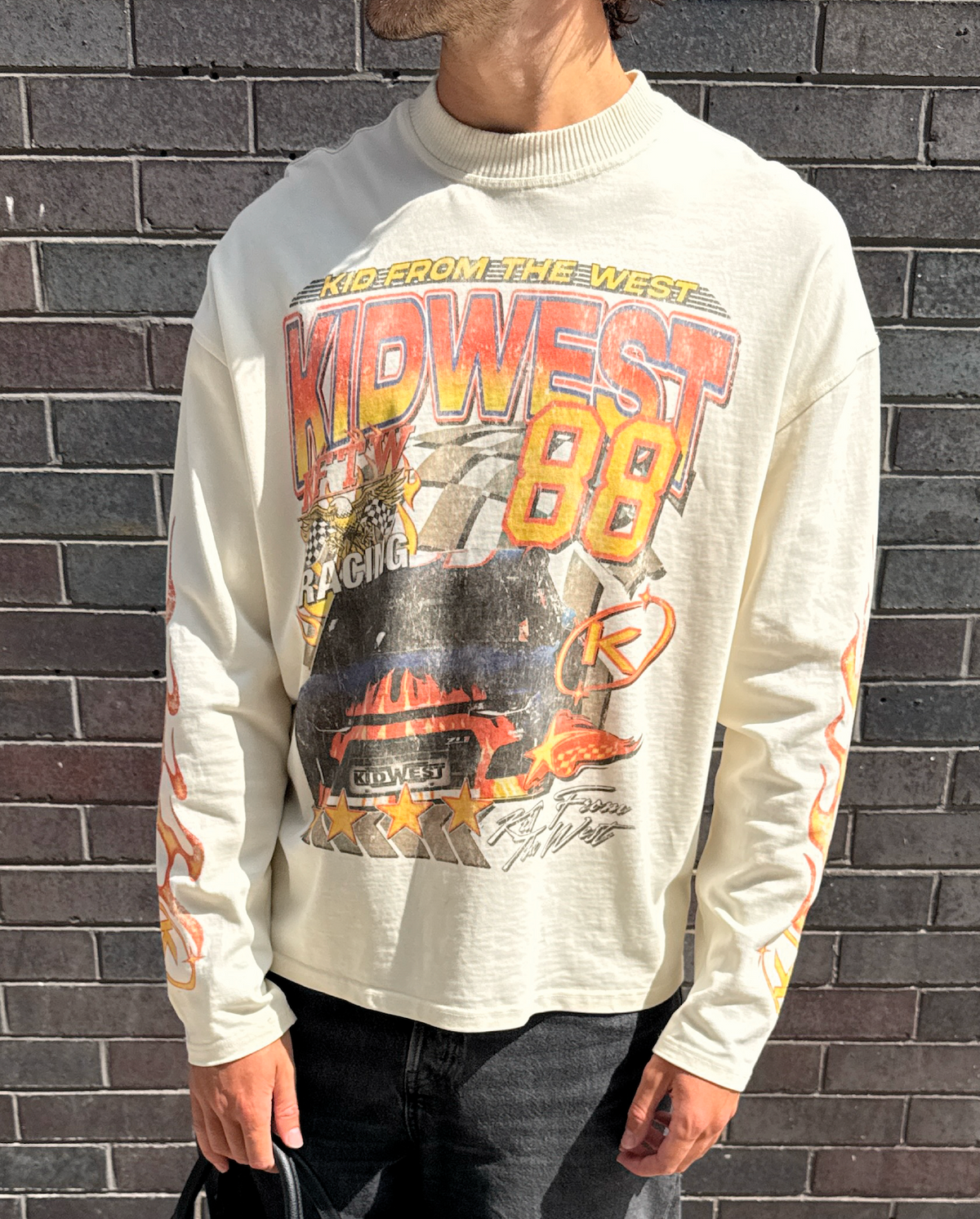 CHAMPIONS LONGSLEEVE - VINTAGE WHITE