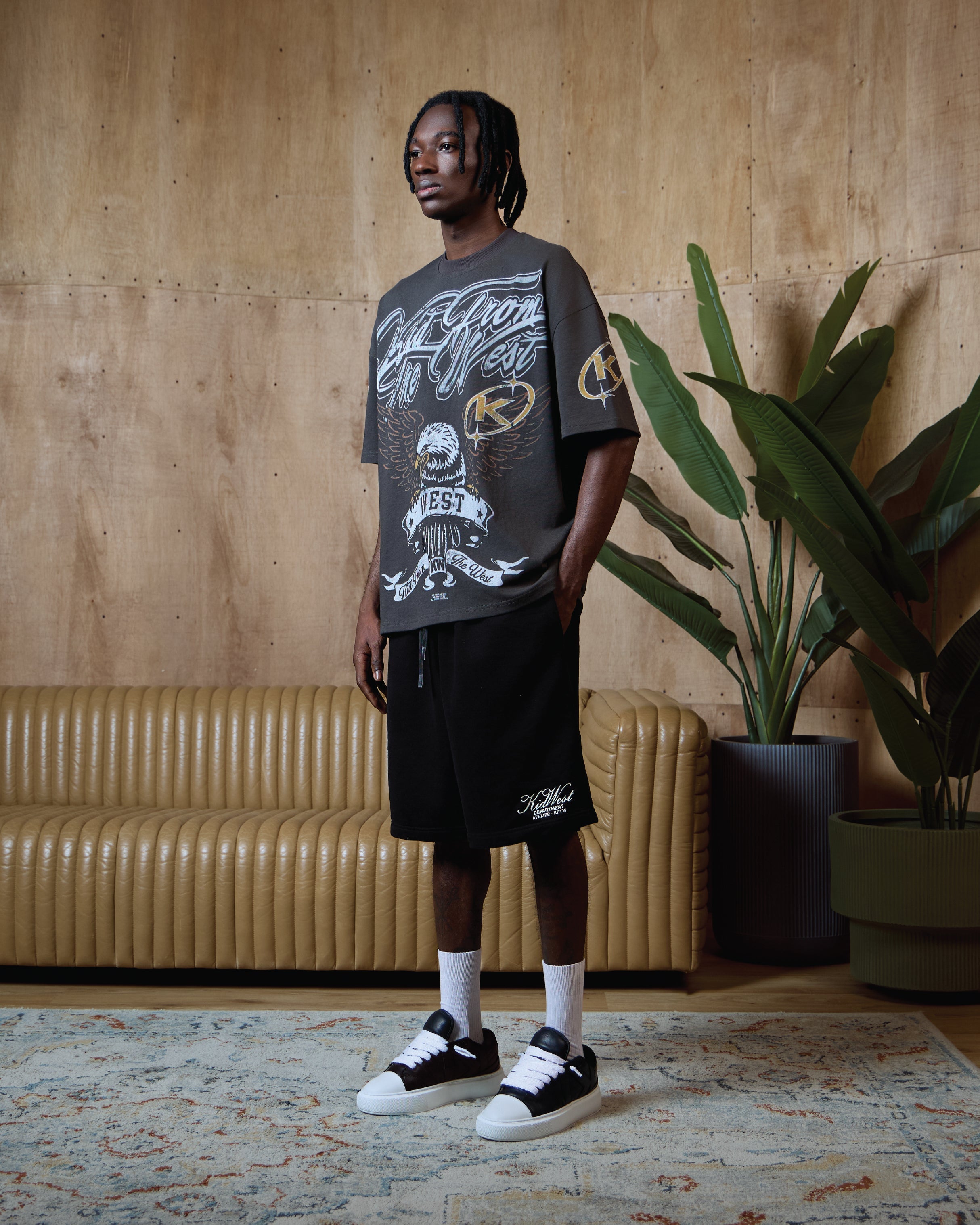 WEST EXHIBITION T-SHIRT - ACID WASH BLACK KID FROM THE WEST